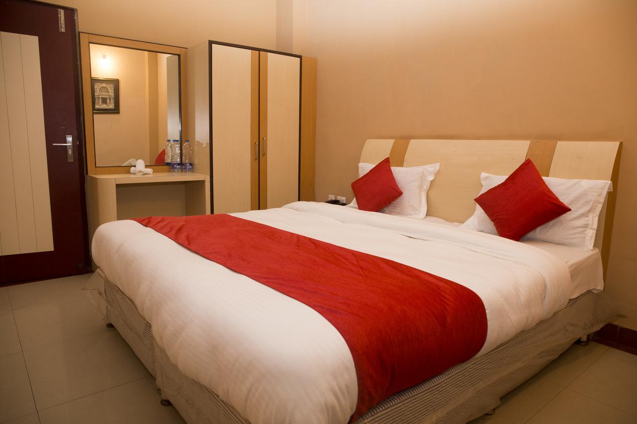 Oyo 3345 Shubham Beach Hotell Puri Eksteriør bilde